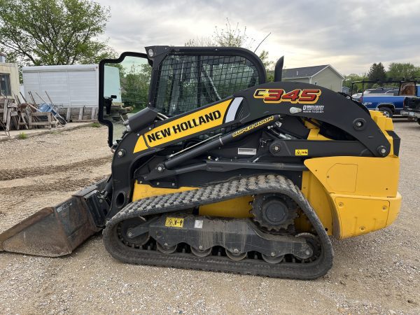 2019 New Holland C345 - Image 2