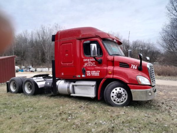 2016 FREIGHTLINER CASCADIA 113