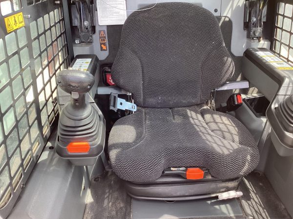 2022 Bobcat T-76 Track Skid Steer - Image 21