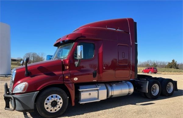 2017 FREIGHTLINER CASCADIA 125
