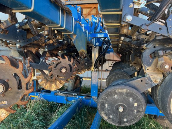 2015 KINZE 3500 - Image 18