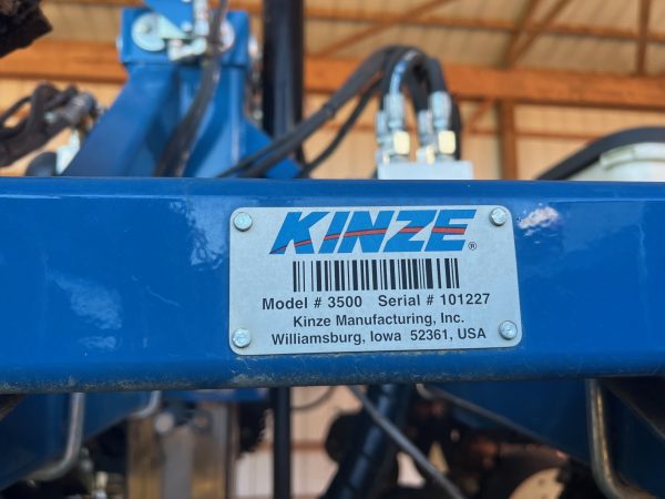 2015 KINZE 3500 - Image 23
