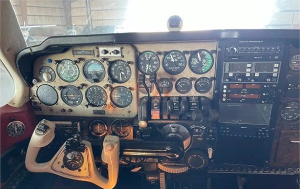 1973 BEECHCRAFT E55 BARON - Image 3
