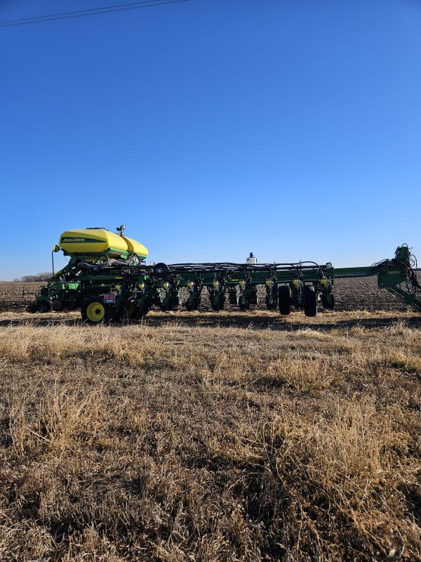 2011 John Deere DB 60 Planter - Image 2