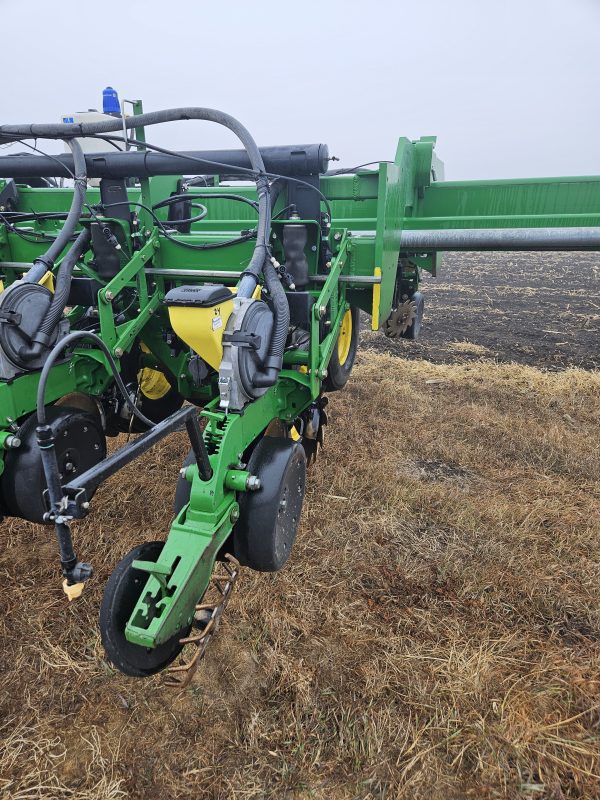 2011 John Deere DB 60 Planter - Image 9