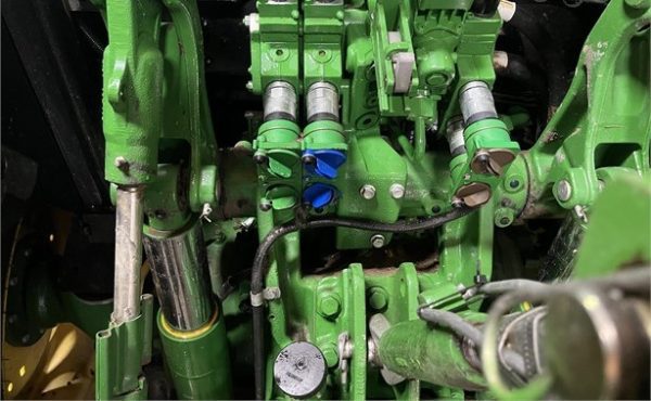 JOHN DEERE 5115R - Image 6