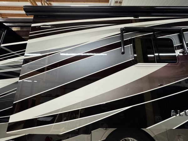 2017 TIFFIN ALLEGRO BUS 37AP - Image 34