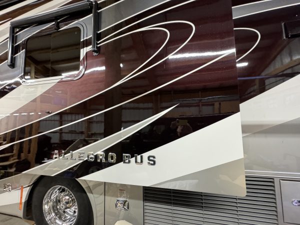 2017 TIFFIN ALLEGRO BUS 37AP - Image 36