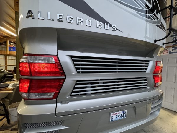 2017 TIFFIN ALLEGRO BUS 37AP - Image 40