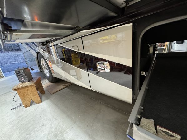2017 TIFFIN ALLEGRO BUS 37AP - Image 48
