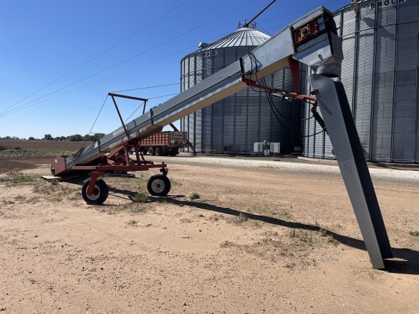 2010 Ground Pile Auger - Image 3