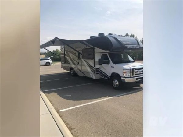 2022 THOR MOTOR COACH QUANTUM KW29 - Image 2