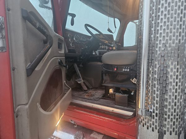 2007 INTERNATIONAL 9900 - Image 11