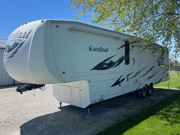 2012 FOREST RIVER CARDINAL 3675RT - Image 27