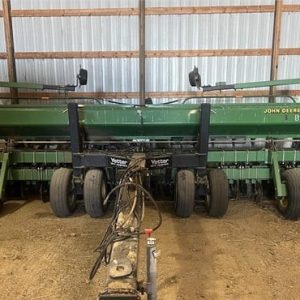 2001 JOHN DEERE 1530