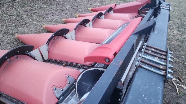2006 Geringhoff Corn Head 8 row 30″ - Image 13
