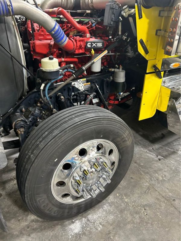 2021 Kenworth w900 - Image 10
