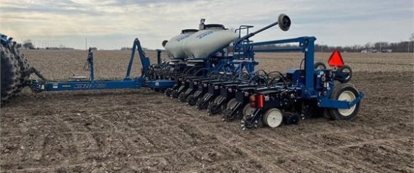 2011 KINZE 3600ASD - Image 2