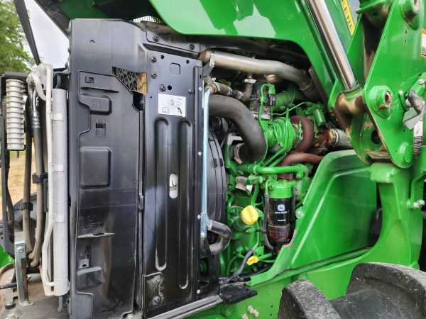 2021 JOHN DEERE 6120R - Image 13