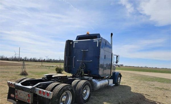 2007 PETERBILT 378 - Image 5
