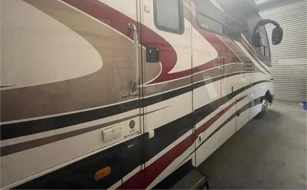 2011 THOR MOTOR COACH SERRANO 31X - Image 4