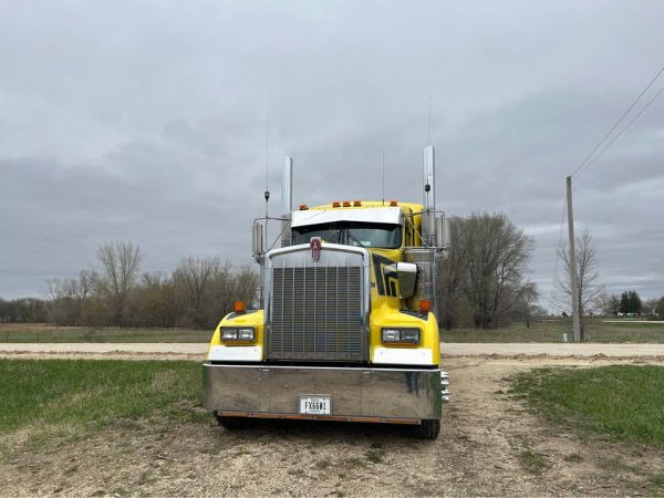 2021 Kenworth w900 - Image 5