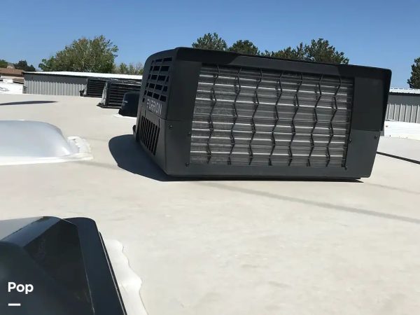 2023 GRAND DESIGN TRANSCEND XPLOR 231RK & 2017 Dodge Ram - Image 6