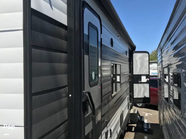 2023 GRAND DESIGN TRANSCEND XPLOR 231RK & 2017 Dodge Ram - Image 7