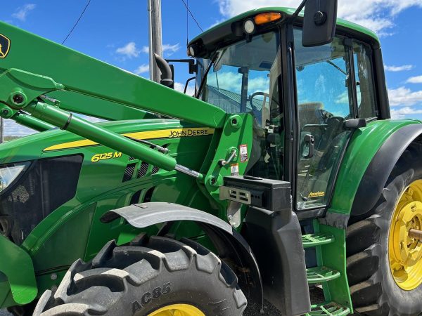 2016 John Deere 6125 - Image 5