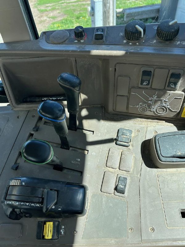 2016 John Deere 6125 - Image 8