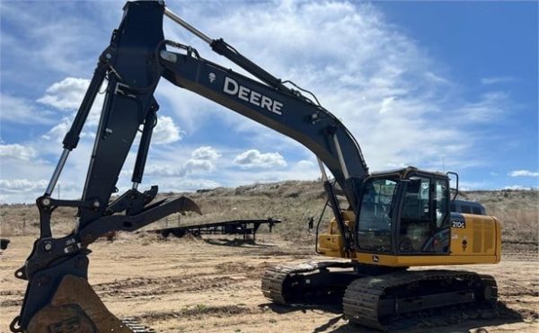 2018 DEERE 210G LC