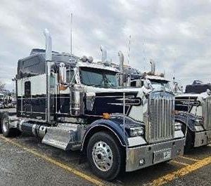 2017 KENWORTH W900L