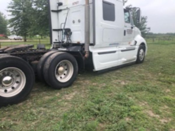 2011 international Prostar - Image 2