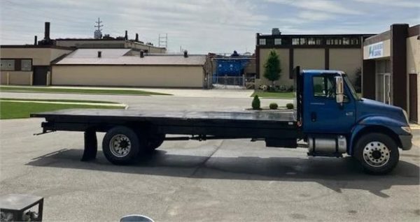 2007 INTERNATIONAL DURASTAR 4300 - Image 3