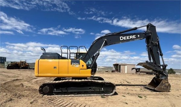2018 DEERE 210G LC - Image 5