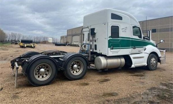 2016 KENWORTH T680 - Image 5