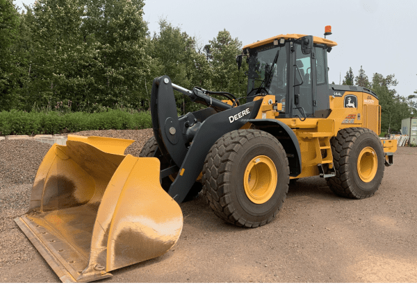 2020 DEERE 644L - Image 2