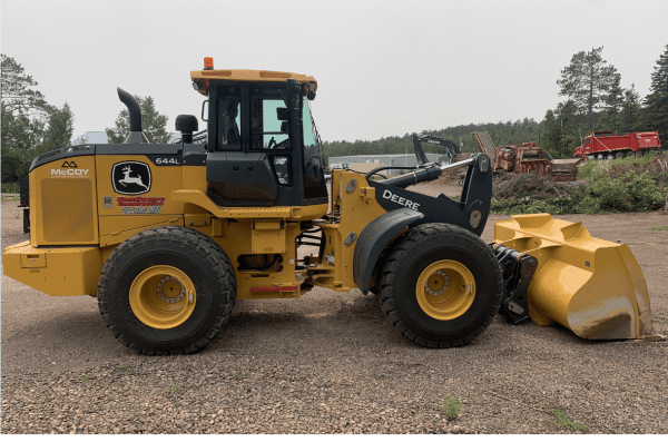 2020 DEERE 644L - Image 14