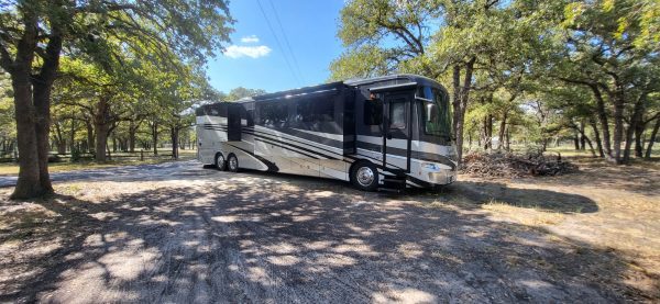 2018 forest river burkshire xlt - Image 9