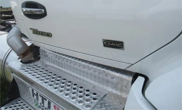2023 KENWORTH T880 - Image 4