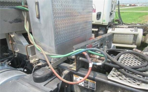 2023 KENWORTH T880 - Image 6