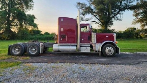 1997 PETERBILT 379 - Image 5