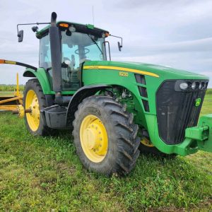 2009 John Deere 8230