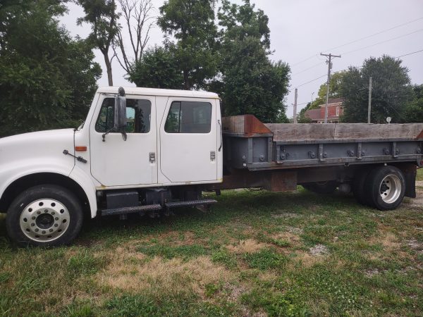 2001 International 4700