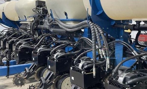 2012 KINZE 3600ASD - Image 13