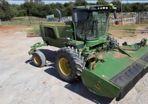 2021 John Deere W235R WINDROWER W/R500 HEADER - Image 2