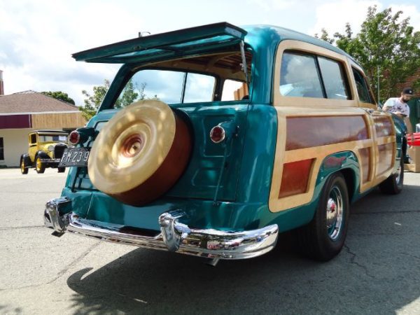 1951 FORD COUNTRY SQUIRE WOODY WAGON - Image 4