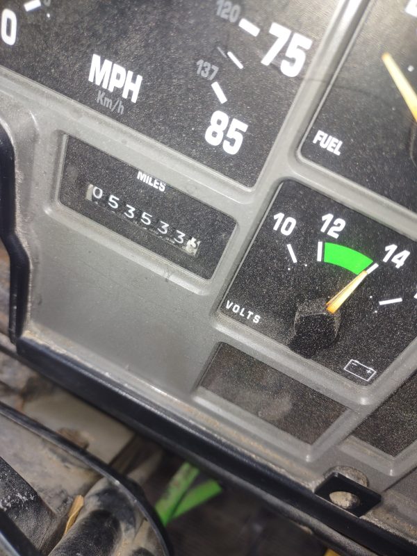 2001 International 4700 - Image 3