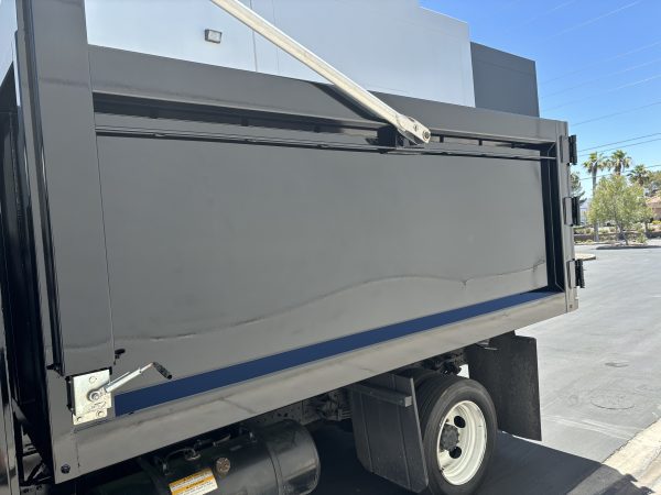 2020 Hino 195 Dump Truck - Image 5