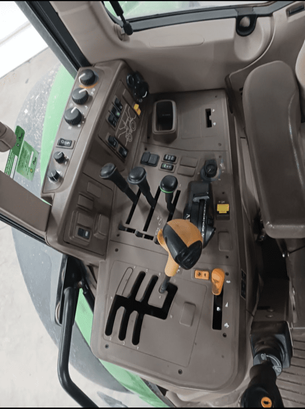 2018 John Deere 6175 - Image 10